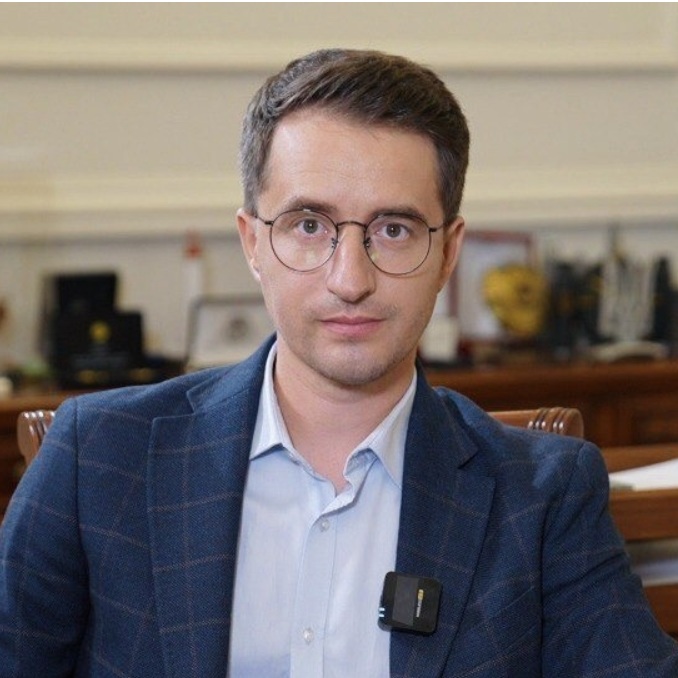Віталій Гарнов