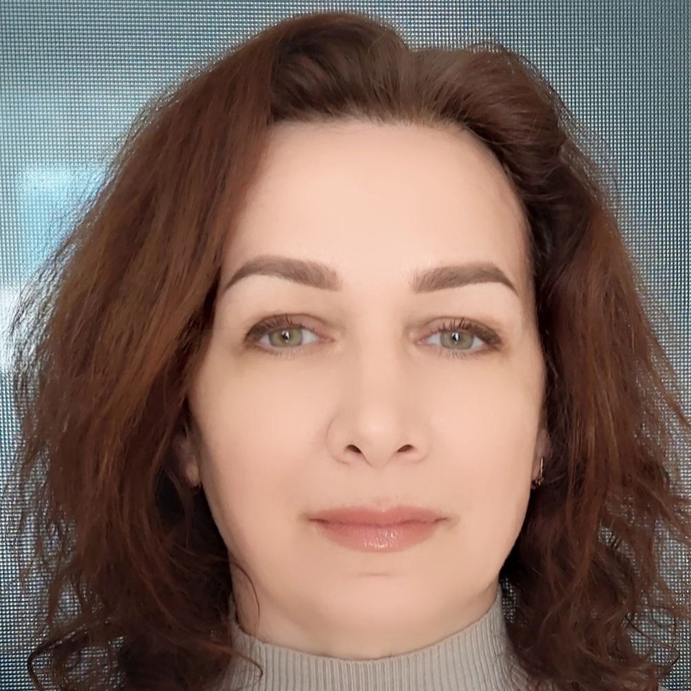 Діна Плетенчук