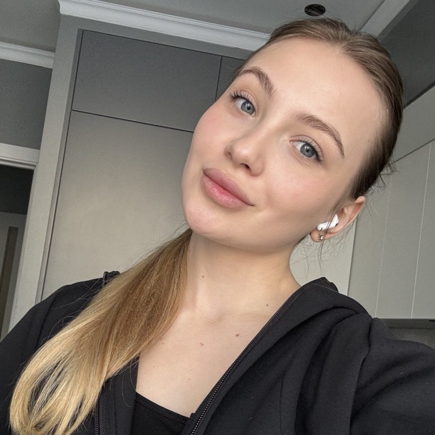 Ангеліна Пунтусова