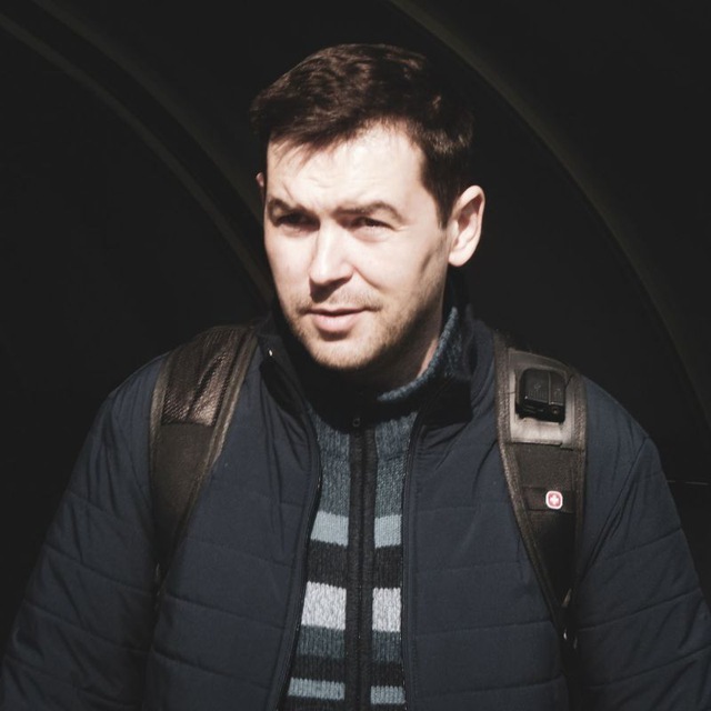 Максим Камєнєв
