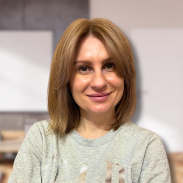 Олена Кірста