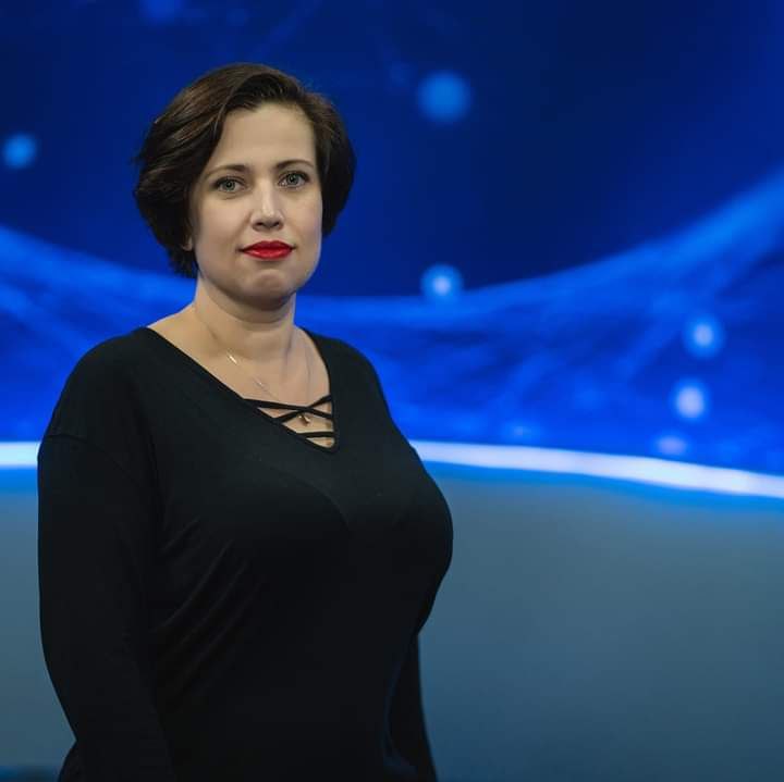 Олена Ростовцева