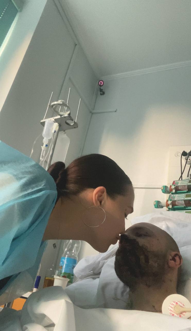 «Я продовжую свою соціальну місію»: у львівській лікарні ветеран відкрив безбар'єрний барбершоп
